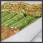 Mix Baklava Box -1kg جعبه باقلوای مخلوط – مربع / رول / شوبیت (با پسته) یک کیلوگرم - Image 2